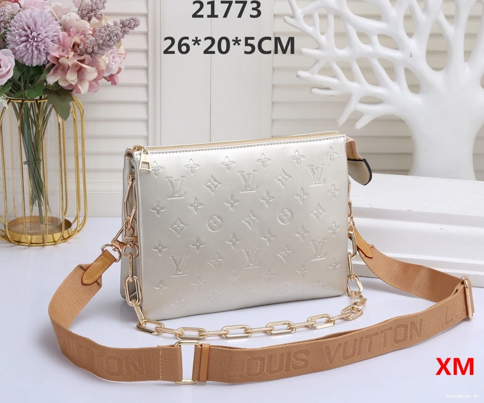 Women 7703 Louis Vuitton Bags GoodFit For Messenger 0402